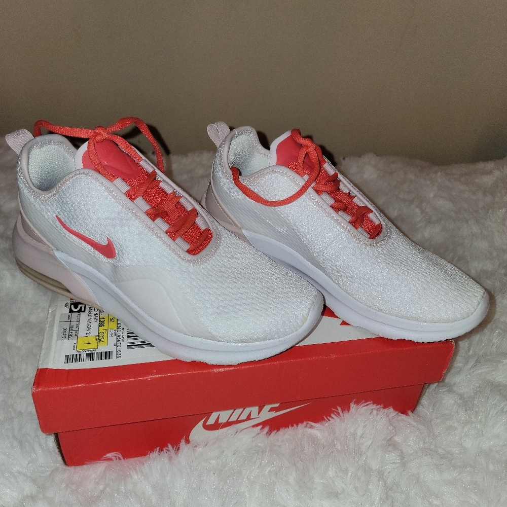 Gym shoes